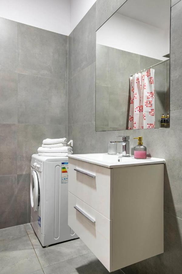 Apartamento Uroczy Obok Opery I Dworca Głównego