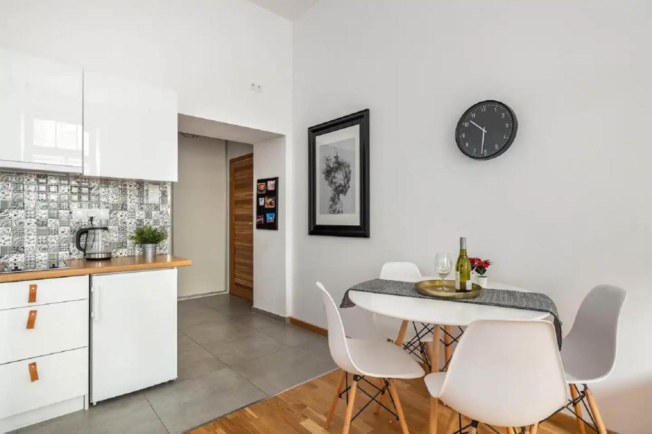 Apartamento Uroczy Obok Opery I Dworca Głównego *